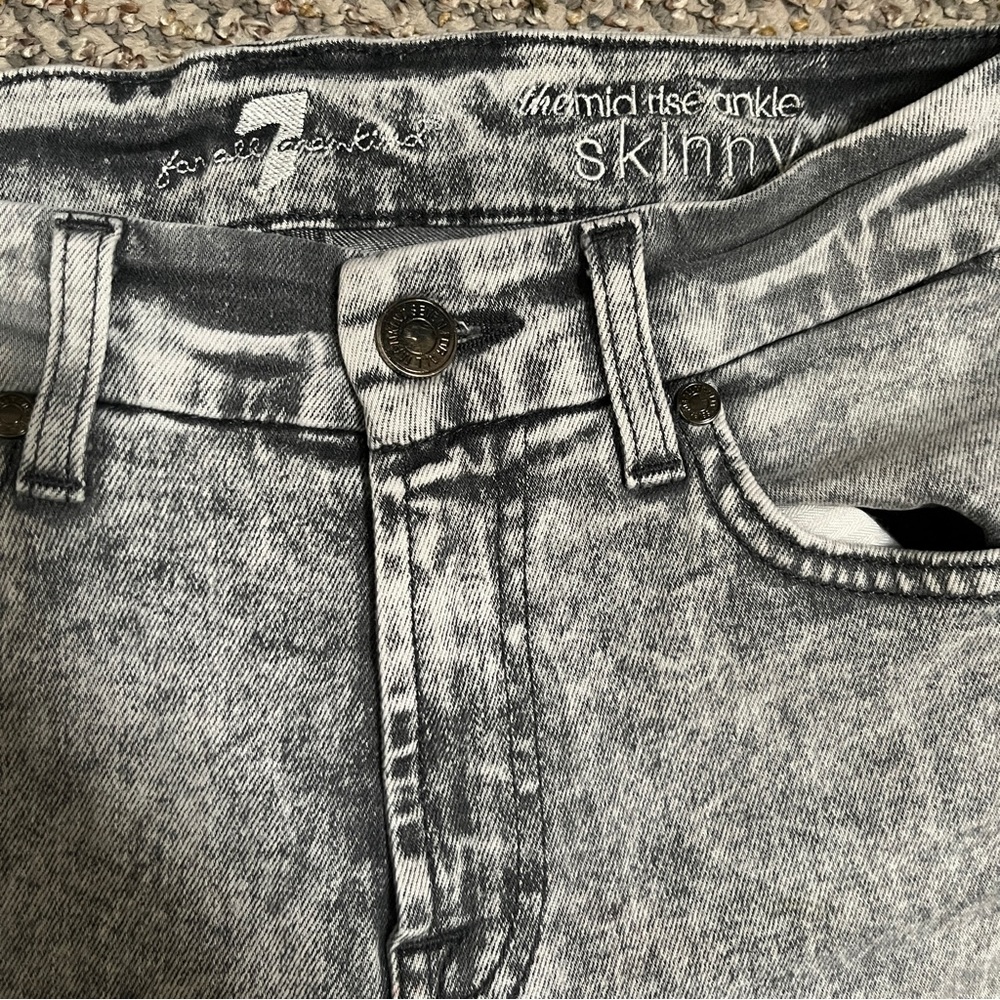 Women’s 7 for all Mankind Jeans, Midrise Ankle Skinny, Gray - Picture 4 of 11